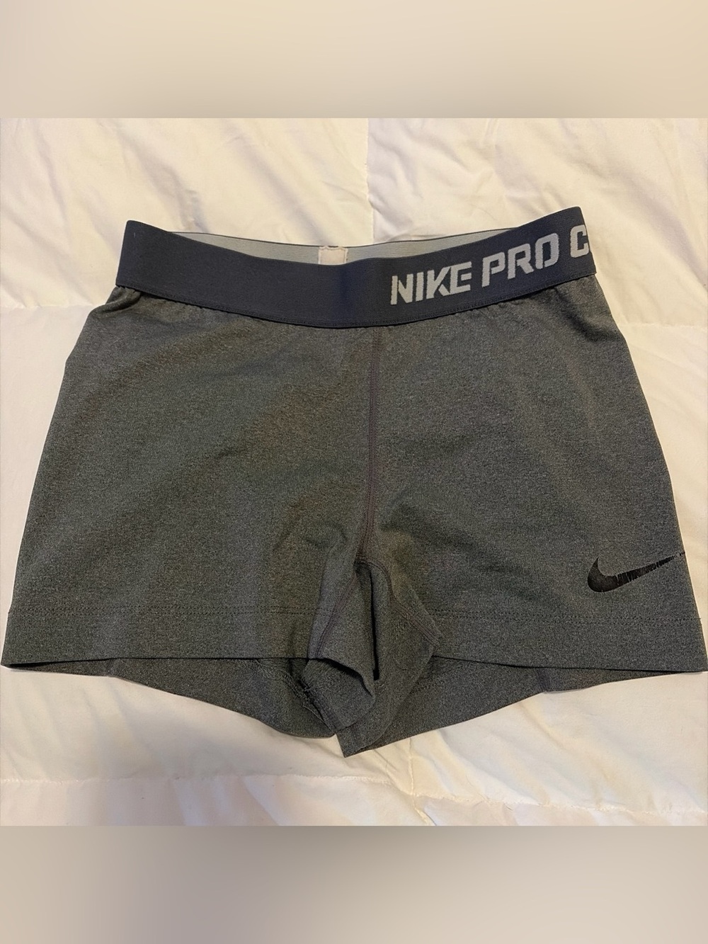 Nike Pro Combat dri-fit Compression shorts gray small